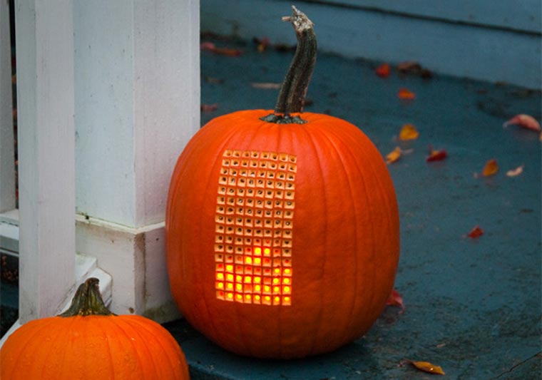 voll-funktionstüchtiges Tetris IN einem Kürbis Pumpktris_01 