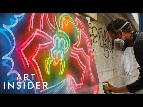 Wie Straker seine Neon-Street Art erstellt lyteCache.php?origThumbUrl=https%3A%2F%2Fi.ytimg.com%2Fvi%2F2u_gAUosWKY%2F0 