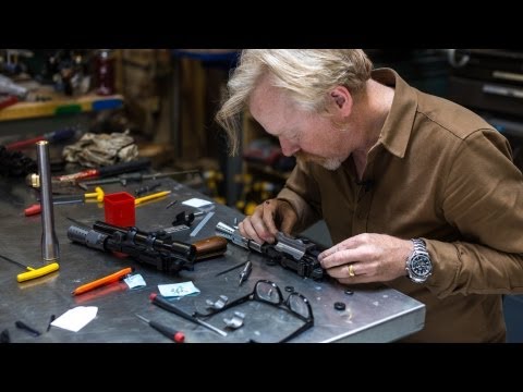 Nerdgasm: Adam Savage baut Han Solo-Blaster lyteCache.php?origThumbUrl=https%3A%2F%2Fi.ytimg.com%2Fvi%2F4sCReGjfZ_A%2F0 