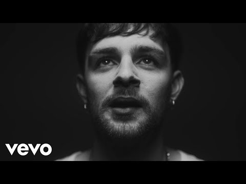 Tom Grennan - Run In The Rain lyteCache.php?origThumbUrl=https%3A%2F%2Fi.ytimg.com%2Fvi%2F5X7boEZOzG0%2F0 