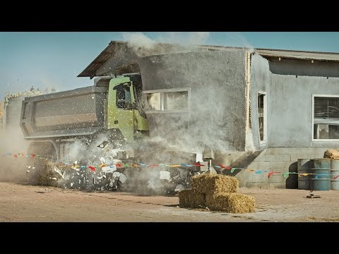 Die Volvo Truck Live Tests kommen wieder! lyteCache.php?origThumbUrl=https%3A%2F%2Fi.ytimg.com%2Fvi%2F7kx67NnuSd0%2F0 