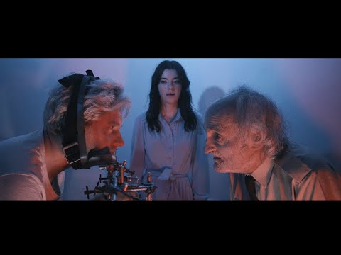 Musikvideo: Blood Red Shoes - "I AM NOT YOU" lyteCache.php?origThumbUrl=https%3A%2F%2Fi.ytimg.com%2Fvi%2F89eSY0nm0Bw%2F0 