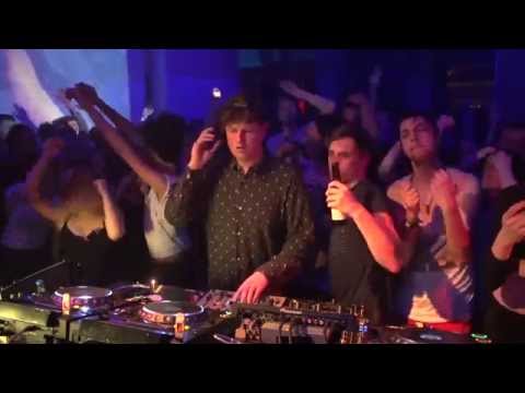 90er-Musik im Boiler Room lyteCache.php?origThumbUrl=https%3A%2F%2Fi.ytimg.com%2Fvi%2F8bIlYuC-riI%2F0 