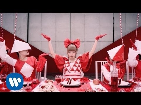 Kyary Pamyu Pamyu - Urisodeshon lyteCache.php?origThumbUrl=https%3A%2F%2Fi.ytimg.com%2Fvi%2F9Y6H-YjsE9Q%2F0 