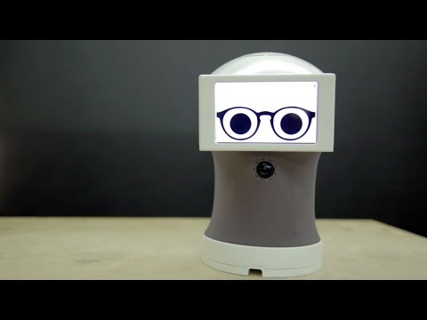 Roboter Peeqo redet in GIF-Bildern lyteCache.php?origThumbUrl=https%3A%2F%2Fi.ytimg.com%2Fvi%2FApAzIJ3jQtw%2F0 