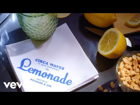 Musikvideo: Circa Waves ft. Alfie Templeman - "Lemonade" lyteCache.php?origThumbUrl=https%3A%2F%2Fi.ytimg.com%2Fvi%2FBv12KhnJomc%2F0 