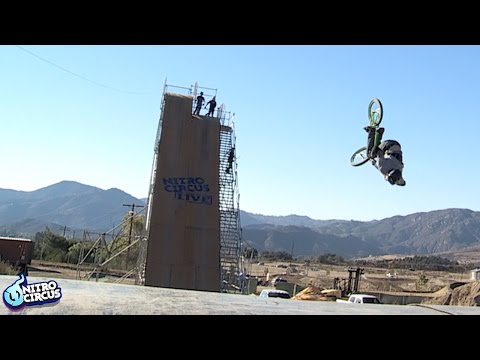 Neue Tricks aus dem Nitro Circus lyteCache.php?origThumbUrl=https%3A%2F%2Fi.ytimg.com%2Fvi%2FCgGGzsDl0vY%2F0 