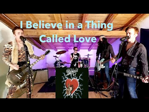 Ein-Mann-Cover zu "I Believe in a Thing Called Love" lyteCache.php?origThumbUrl=https%3A%2F%2Fi.ytimg.com%2Fvi%2FD6A8EKb_wVQ%2F0 