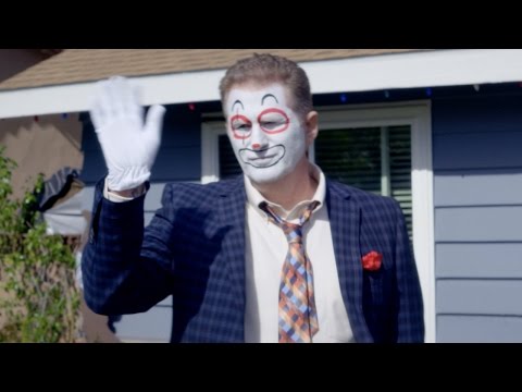 Snoop Dogg's neues Video zeigt die USA als Land der Clowns lyteCache.php?origThumbUrl=https%3A%2F%2Fi.ytimg.com%2Fvi%2FE4i3bAtEuJE%2F0 