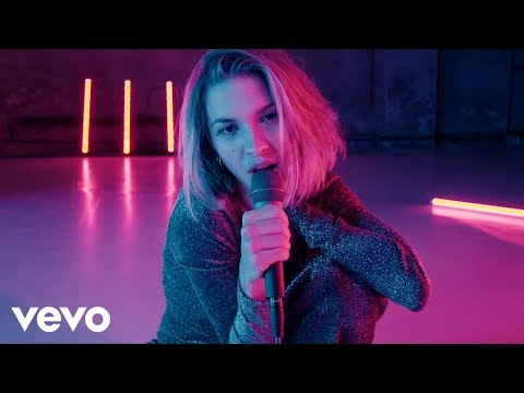 Tove Styrke covert Lorde lyteCache.php?origThumbUrl=https%3A%2F%2Fi.ytimg.com%2Fvi%2FEZ_IOePWU0g%2F0 