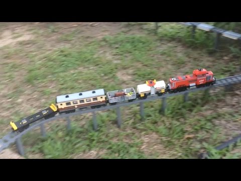 Mit der LEGO-Eisenbahn durch den Garten lyteCache.php?origThumbUrl=https%3A%2F%2Fi.ytimg.com%2Fvi%2FK8Cl0DG0k2c%2F0 