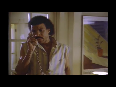 HELLO?!! - Lionel Richie ohne Musik lyteCache.php?origThumbUrl=https%3A%2F%2Fi.ytimg.com%2Fvi%2FKOG46EHXKkw%2F0 