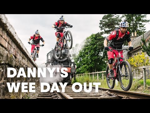 Danny MacAskill’s Wee Day Out lyteCache.php?origThumbUrl=https%3A%2F%2Fi.ytimg.com%2Fvi%2FK_7k3fnxPq0%2F0 