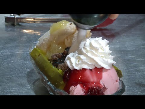 Banana Split-Eis mit Gewürzgurke statt Banane lyteCache.php?origThumbUrl=https%3A%2F%2Fi.ytimg.com%2Fvi%2FNDyEIjEMzlk%2F0 