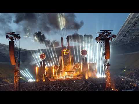 Timelapse-Video: Stadionumbau für Rammstein-Konzert lyteCache.php?origThumbUrl=https%3A%2F%2Fi.ytimg.com%2Fvi%2FOgc83cnKKTc%2F0 