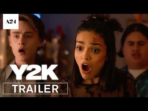 A24-Film "Y2K" lässt den Millennium-Horror wahr werden lyteCache.php?origThumbUrl=https%3A%2F%2Fi.ytimg.com%2Fvi%2FP4f9gCTLhYs%2F0 