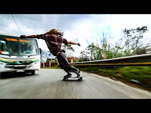 Krasser Longboard-Downhill mit Chase Hiller lyteCache.php?origThumbUrl=https%3A%2F%2Fi.ytimg.com%2Fvi%2FScWouVHQFEQ%2F0 