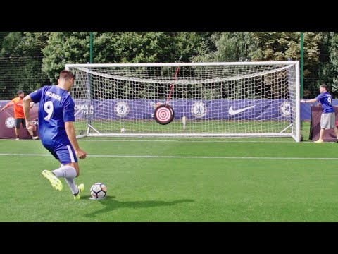 Fußball-Trickshots mit dem FC Chelsea lyteCache.php?origThumbUrl=https%3A%2F%2Fi.ytimg.com%2Fvi%2FXM23h-eJ08A%2F0 