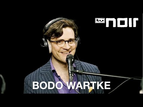 Bodo Wartke mit einem Lied für Christian Drosten lyteCache.php?origThumbUrl=https%3A%2F%2Fi.ytimg.com%2Fvi%2F_ET84X6m8P0%2F0 