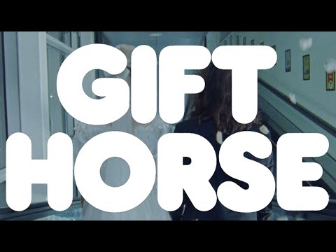 IDLES - "Gift Horse" (Musikvideo) lyteCache.php?origThumbUrl=https%3A%2F%2Fi.ytimg.com%2Fvi%2F_HQrM5L9T1g%2F0 