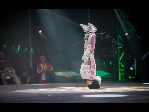 6-Jährige macht beim Breakdance alle platt lyteCache.php?origThumbUrl=https%3A%2F%2Fi.ytimg.com%2Fvi%2Fd-gCEMGeZ7g%2F0 