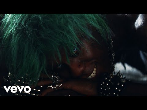 Musikvideo: Yves Tumor - "God Is a Circle" lyteCache.php?origThumbUrl=https%3A%2F%2Fi.ytimg.com%2Fvi%2FdLzFdcNewKU%2F0 