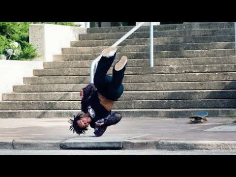 Die unheimlich guten Fälle des Skateboarders Na-Kel Smith lyteCache.php?origThumbUrl=https%3A%2F%2Fi.ytimg.com%2Fvi%2FeMYTHRtxEFg%2F0 