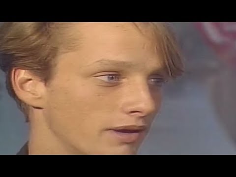 19-jähriger Tony Hawk in einem News-Beitrag aus 1987 lyteCache.php?origThumbUrl=https%3A%2F%2Fi.ytimg.com%2Fvi%2FfTTxRPvOC04%2F0 