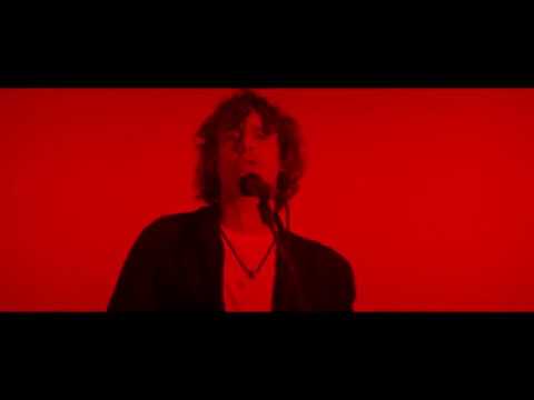 Razorlight sind mit vier neuen Songs zurück lyteCache.php?origThumbUrl=https%3A%2F%2Fi.ytimg.com%2Fvi%2Fh4YhJca6fug%2F0 