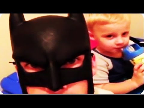 Wenn Batman Vater wäre lyteCache.php?origThumbUrl=https%3A%2F%2Fi.ytimg.com%2Fvi%2FhJXuf-EGyeY%2F0 