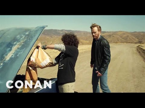 Conan O'Brien fährt eine Schlucht runter lyteCache.php?origThumbUrl=https%3A%2F%2Fi.ytimg.com%2Fvi%2FhSFbf0f4Ch8%2F0 