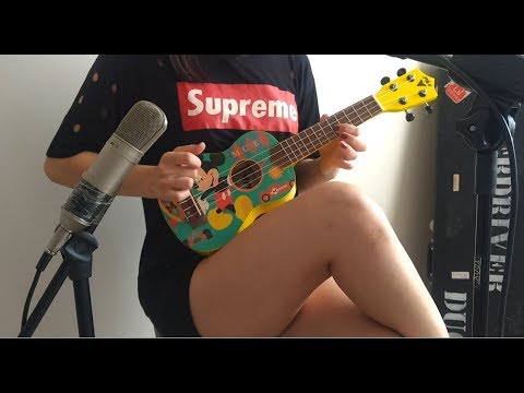 Ukulele-Cover bekannter Rocksongs lyteCache.php?origThumbUrl=https%3A%2F%2Fi.ytimg.com%2Fvi%2FhqTBxTqbInk%2F0 