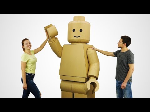 Gigantisches LEGO-Figur-Kostüm aus Pappe lyteCache.php?origThumbUrl=https%3A%2F%2Fi.ytimg.com%2Fvi%2FjU_fq_VRS0w%2F0 