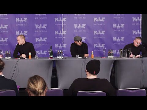 K.I.Z halten öffentliche Pressekonferenz zum neuen Album „Rap über Hass“ lyteCache.php?origThumbUrl=https%3A%2F%2Fi.ytimg.com%2Fvi%2FjrMtfTz9Idc%2F0 