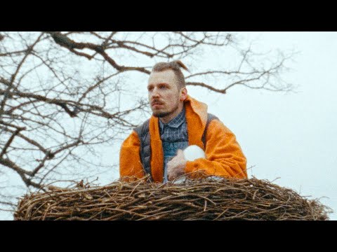 Musikvideo: Alligatoah - "Nicht adoptiert" lyteCache.php?origThumbUrl=https%3A%2F%2Fi.ytimg.com%2Fvi%2Fk2DMWFQsrI4%2F0 