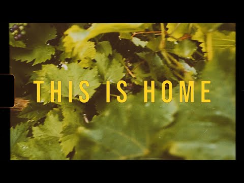 Musikvideo: Emma Longard - "This Is Home" lyteCache.php?origThumbUrl=https%3A%2F%2Fi.ytimg.com%2Fvi%2FkaDuyb1iyyY%2F0 