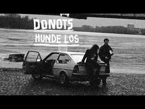 Musikvideo: DONOTS - "Hunde los" lyteCache.php?origThumbUrl=https%3A%2F%2Fi.ytimg.com%2Fvi%2FnpxcuUmQ034%2F0 