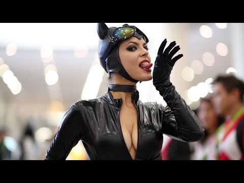 Cosplay at New York Comic Con 2015 lyteCache.php?origThumbUrl=https%3A%2F%2Fi.ytimg.com%2Fvi%2FnwtuAhHRu9I%2F0 