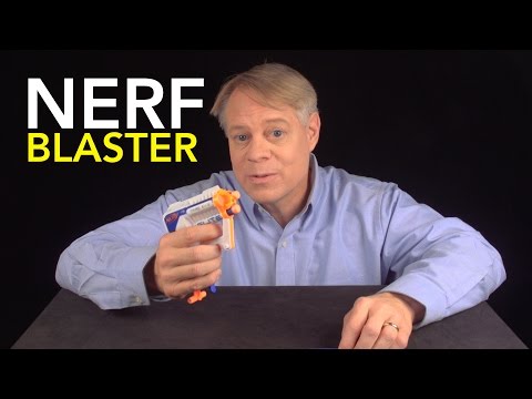 So funktioniert eine NERF Gun lyteCache.php?origThumbUrl=https%3A%2F%2Fi.ytimg.com%2Fvi%2FqCxco6227xo%2F0 