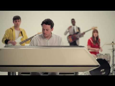 Metronomy – The Look lyteCache.php?origThumbUrl=https%3A%2F%2Fi.ytimg.com%2Fvi%2FsFrNsSnk8GM%2F0 