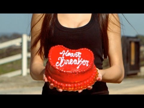 10 Ways to Break A Heart (in slow motion) lyteCache.php?origThumbUrl=https%3A%2F%2Fi.ytimg.com%2Fvi%2Fscd07Bohl4o%2F0 