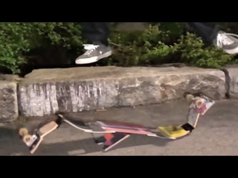 Neue skurrile Tricks von Skateboarder Matt Tomasello lyteCache.php?origThumbUrl=https%3A%2F%2Fi.ytimg.com%2Fvi%2FtnFPQ57l0Dg%2F0 