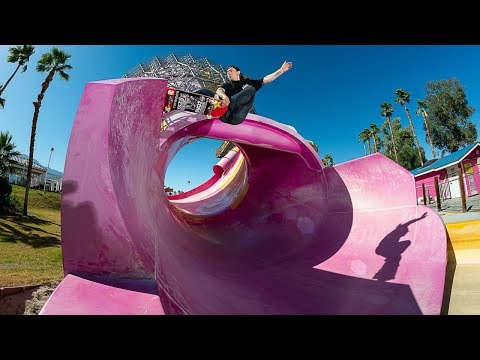 Tony Hawk und Co. skateboarden in verlassenem Wasserpark lyteCache.php?origThumbUrl=https%3A%2F%2Fi.ytimg.com%2Fvi%2FxVdnjfiGXz4%2F0 