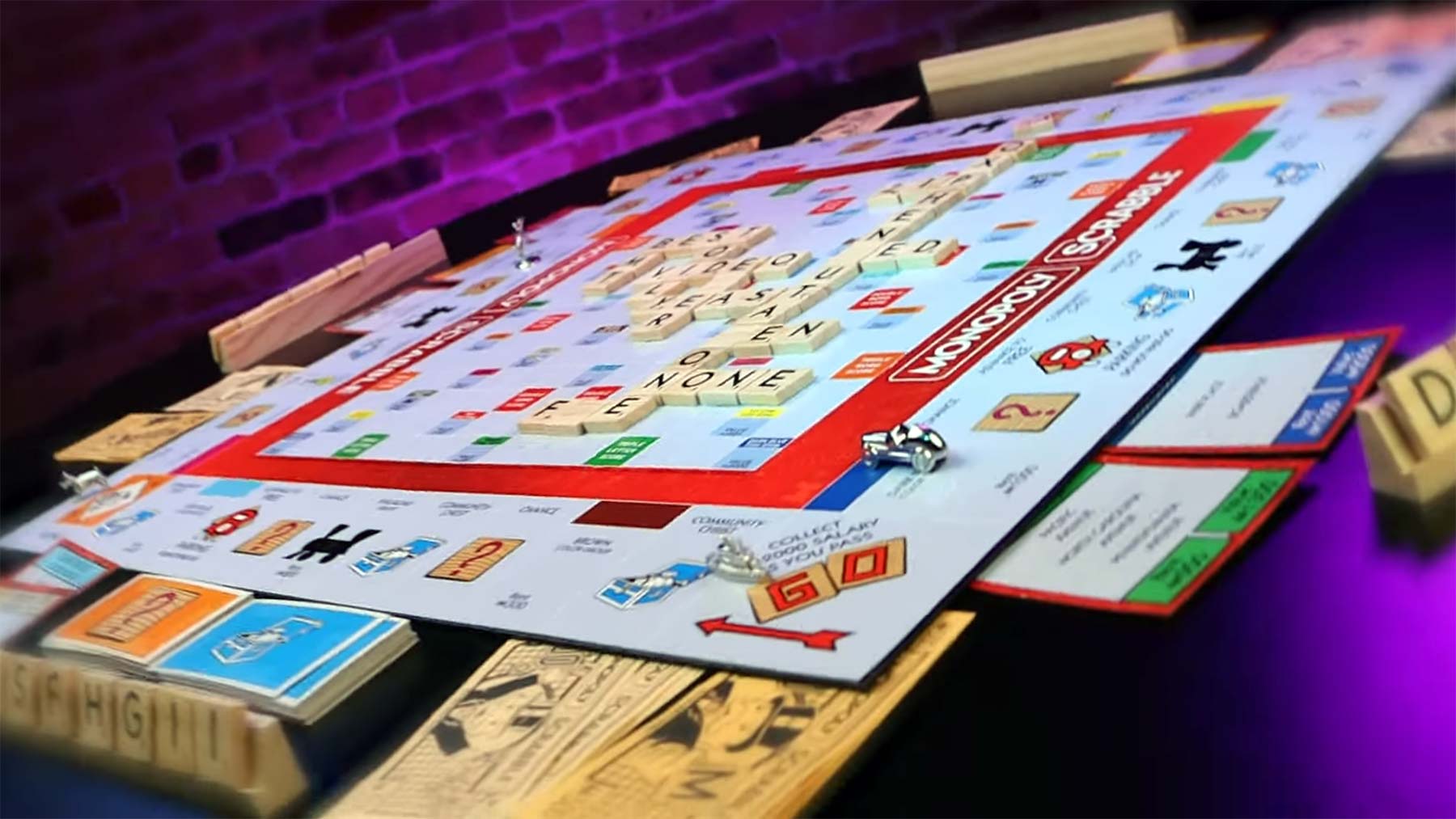 Monopoly & Scrabble in einem Spiel vereint monopoly-scrabble-spiel 